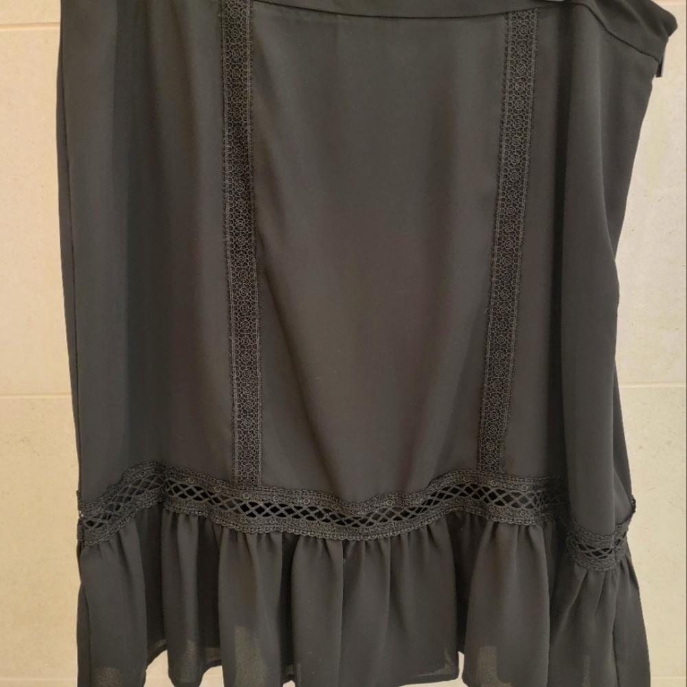 KARL LAGERFELD Light airy skirt